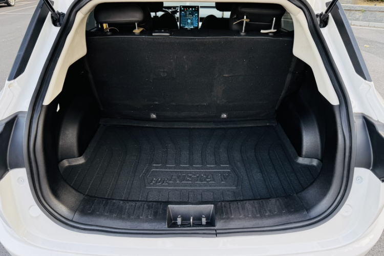 哪吒汽车 哪吒V 2023 #19 哪吒汽车 哪吒V 2023 汽车图片 #19