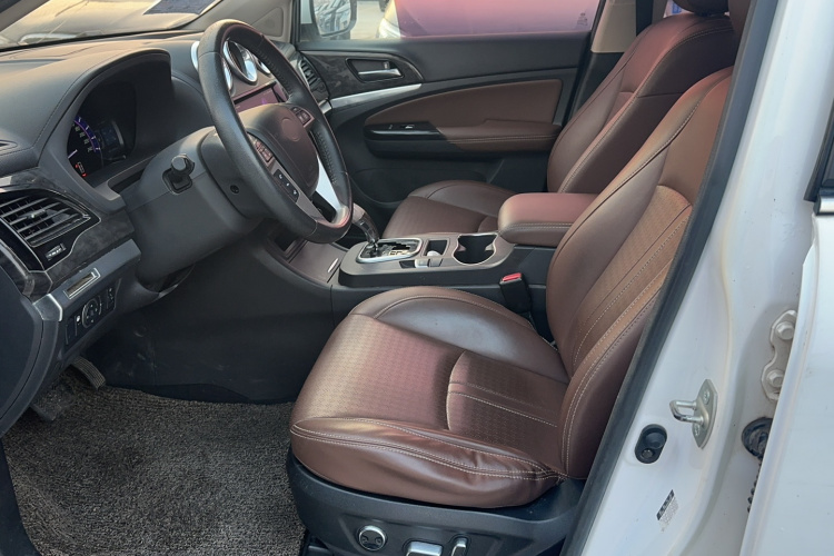 BYD S7 2017 car image #19