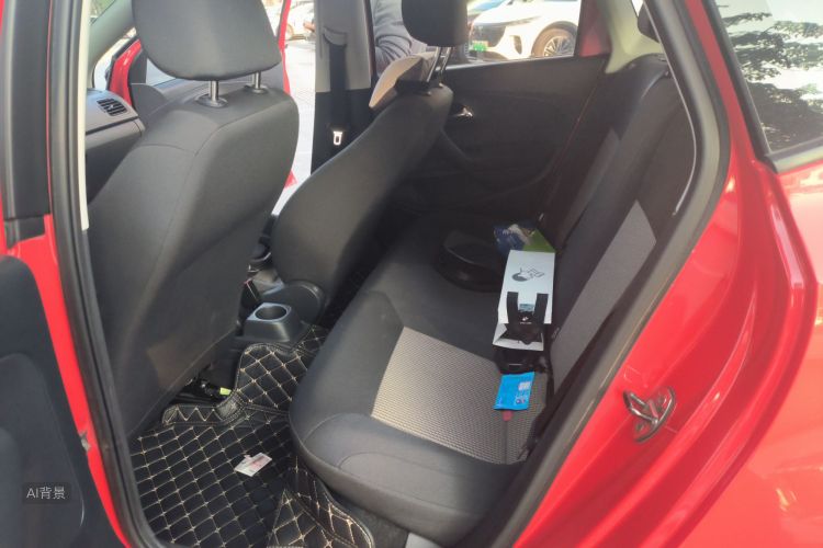 Polo 2018 car image #19