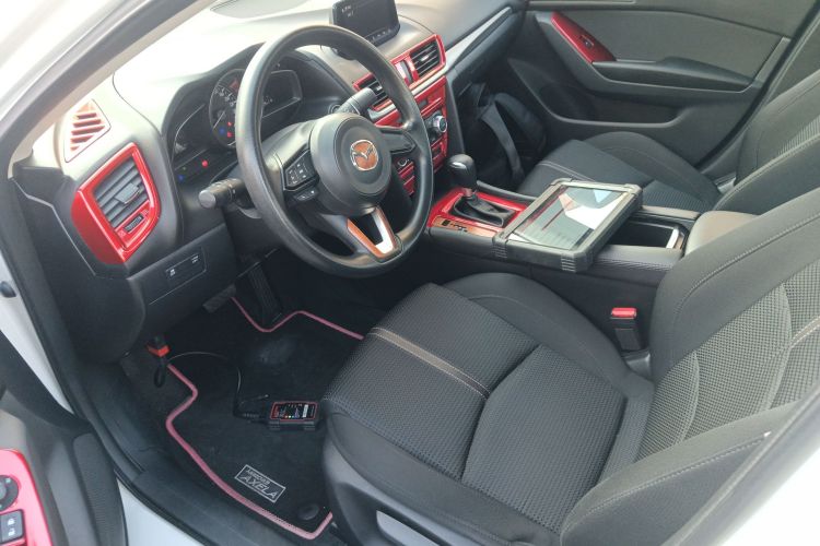 Mazda 3 Axela 2018 imagem de carro #19