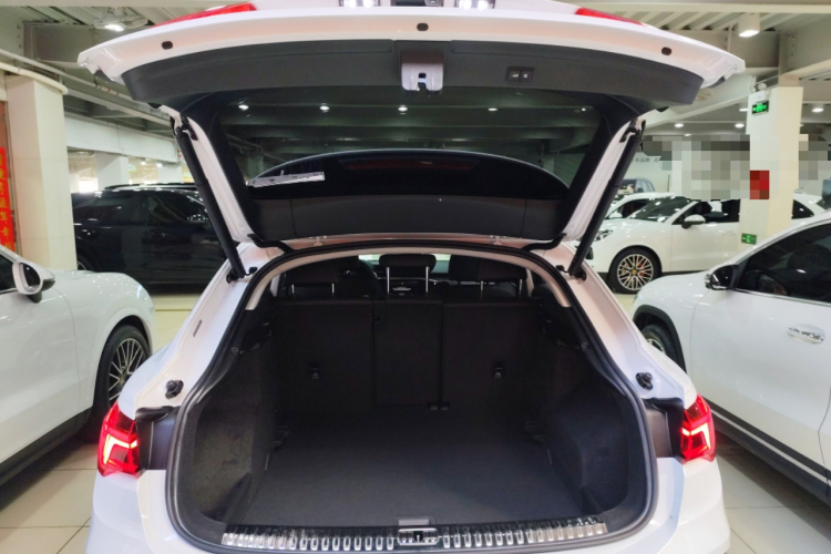 Audi Q3 Sportback 2022 #19 Audi Q3 Sportback 2022 imagem de carro #19