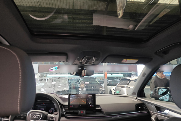 Audi Q5L Sportback 2021 car image #19