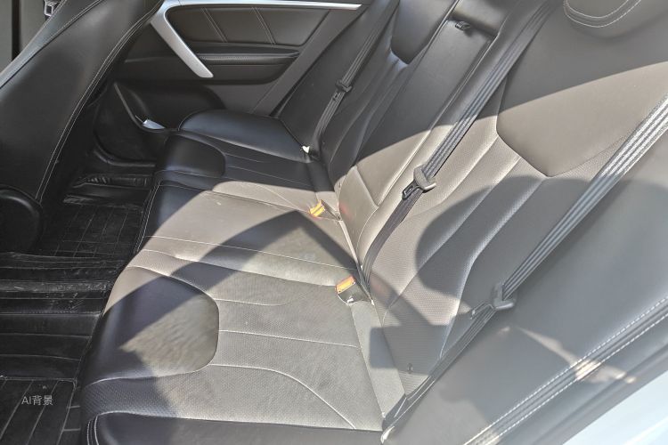 GEELY Emgrand 2016 car image #19
