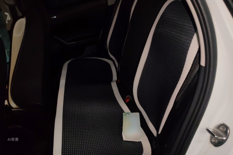 Polo 2023 car image #19