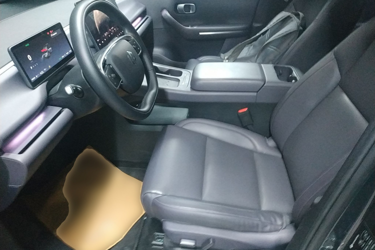 零跑汽车 零跑C10 2024 汽车图片 #19