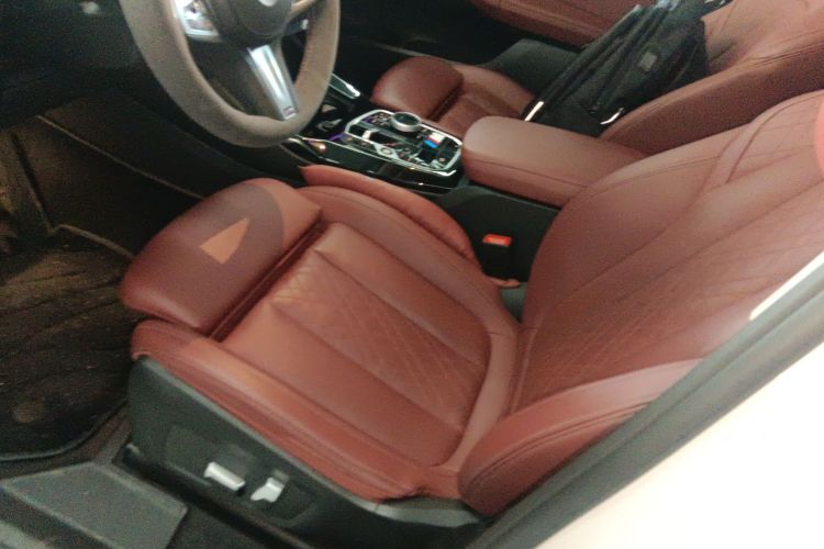 BMW iX3 2023 car image #19