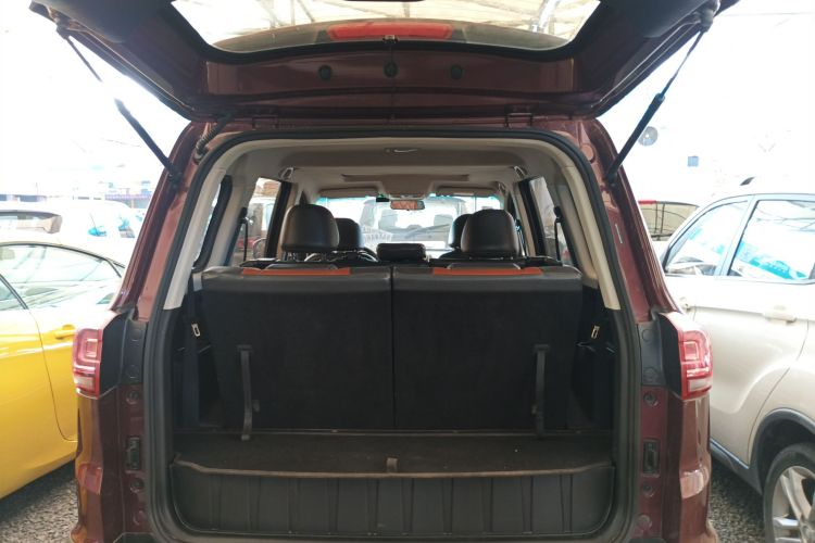 SWM斯威汽车 SWM斯威X3 2019 汽车图片 #19