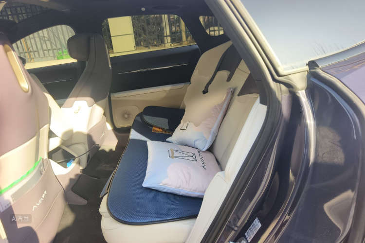 Avatr 12 2025 car image #19