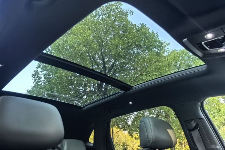 BYD SongL DM-i 2025 car image #19