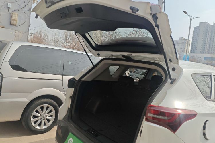 X70M 2020 car image #19