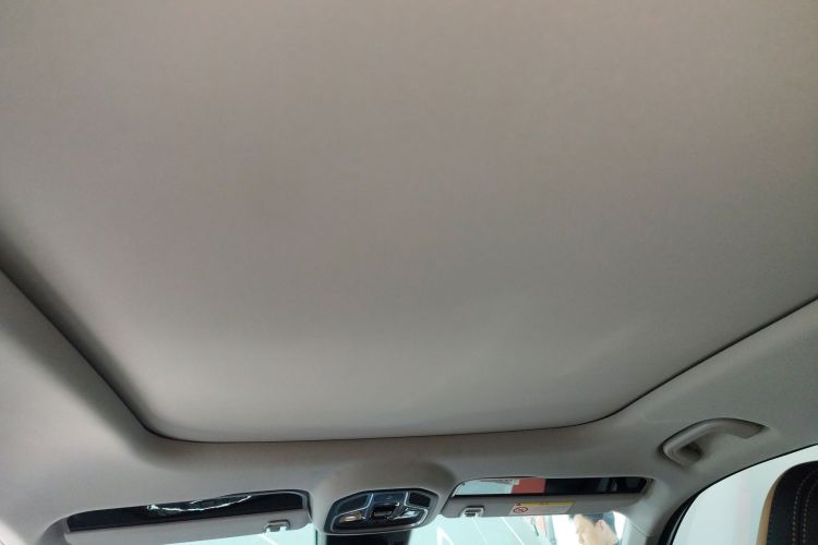 GEELY Boyue L 2024 car image #19