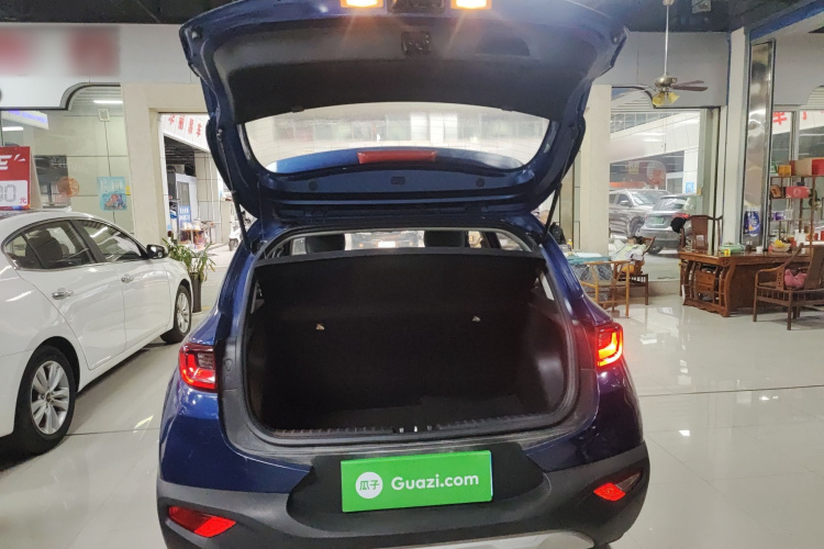 起亚 奕跑 2019 汽车图片 #19