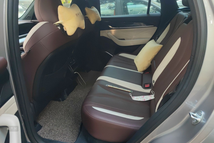 GEELY Monjaro 2022 immagine di auto #19