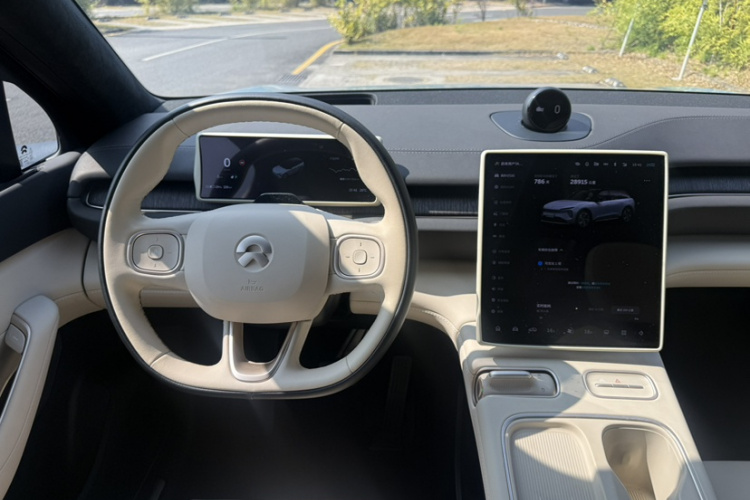 蔚来 蔚来ES6 2023 汽车图片 #19