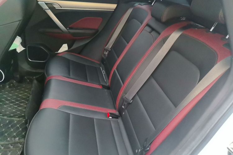 GEELY Coolray 2021 #19 GEELY Coolray 2021 car image #19