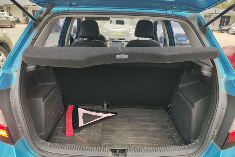 Skoda Fabia 2015 изображение автомобиля #19