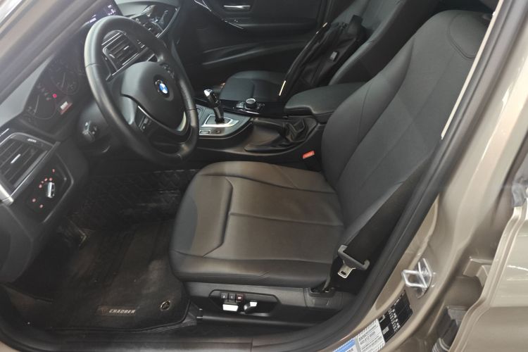 BMW 3 Series 2017 #19 BMW 3 Series 2017 car image #19