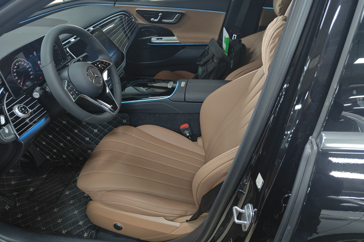 Mercedes-Benz E Class 2026 car image #19