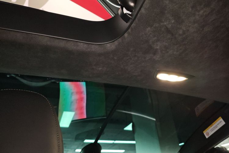 特斯拉 Model X 2023 汽车图片 #19