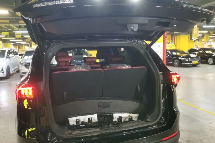 X70 PLUS 2024 car image #19