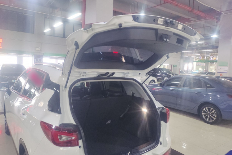 GAC Trumpchi GS3 2020 #19 GAC Trumpchi GS3 2020 car image #19