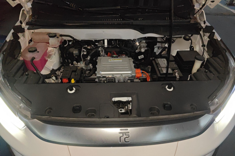 BYD Yuan Pro 2022 immagine di auto #19