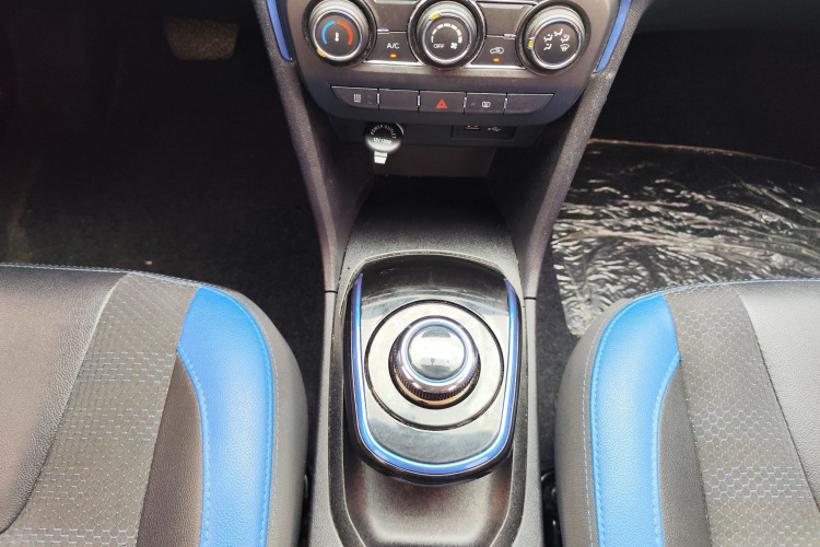2018 #19 2018 car image #19
