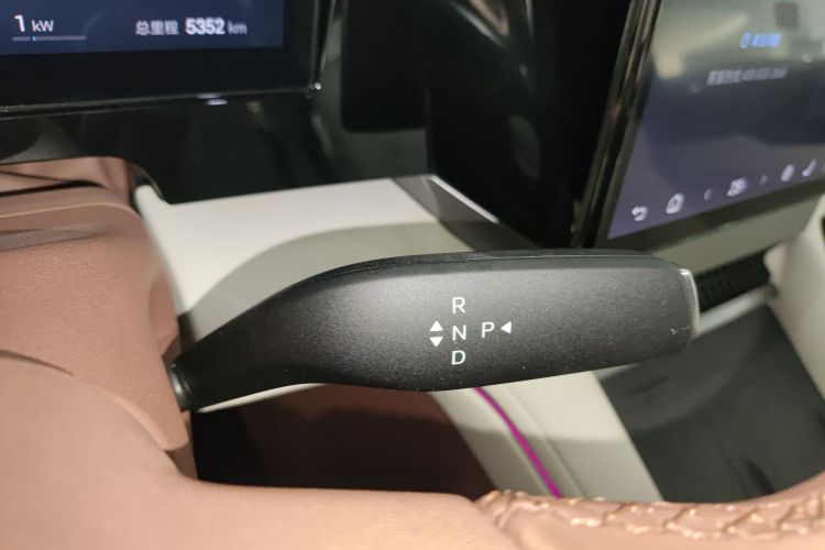 BYD Xia 2024 imagen de coche #19