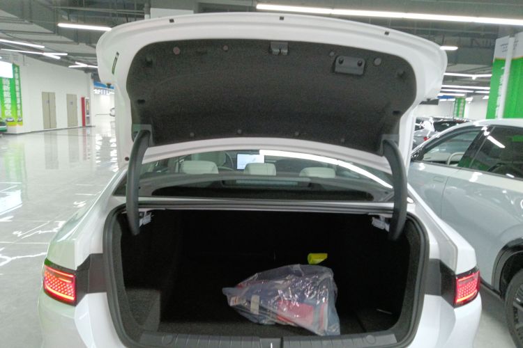 BYD Seal 05 DM-i 2025 car image #19