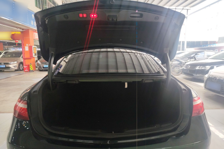 Mercedes-Benz E Class (Imported) 2019 car image #19