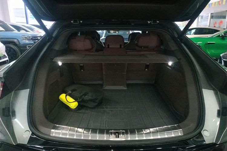 Denza Z9GT 2024 #19 Denza Z9GT 2024 car image #19