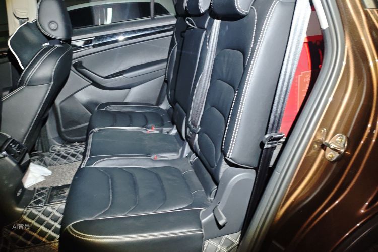 Skoda Kodiaq 2018 изображение автомобиля #19