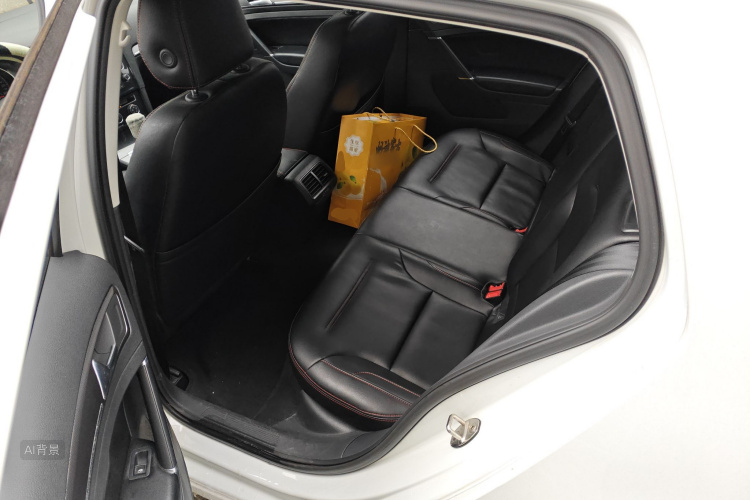 Volkswagen Golf 2017 изображение автомобиля #19