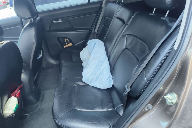 起亚 智跑 2015 汽车图片 #19