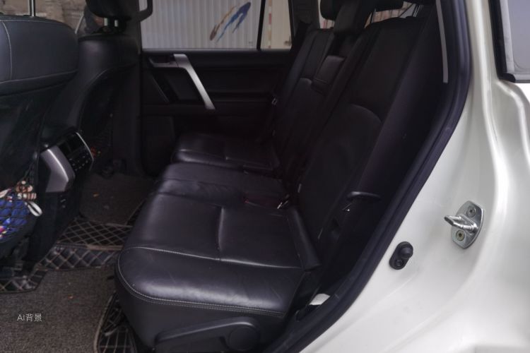 Toyota Land Cruiser Prado 2020 immagine di auto #19