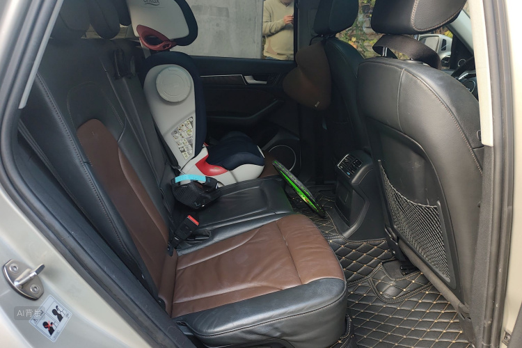 Audi Q5 2016 car image #19