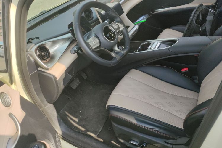 BYD Dolphin 2024 #19 BYD Dolphin 2024 car image #19