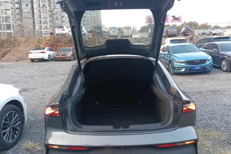 Changan UNI-V 2022 immagine di auto #19