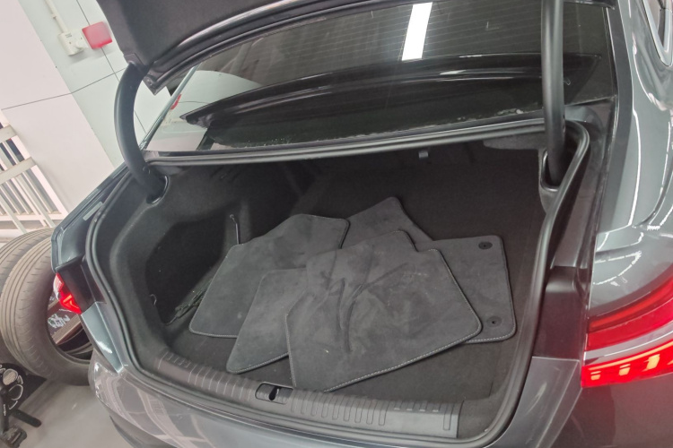 Audi A6L 2020 car image #19