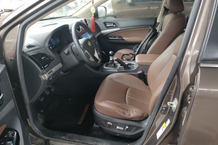 BYD S7 2018 image de voiture #19