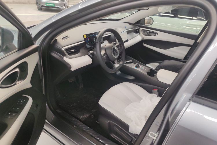 BYD Seal 05 DM-i 2025 car image #19