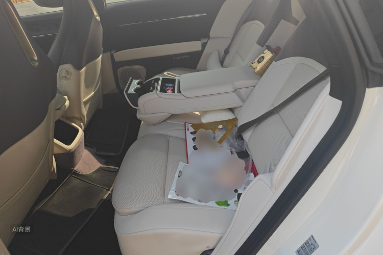 Avatr 12 2025 car image #19