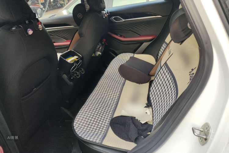 GEELY Coolray 2023 #19 GEELY Coolray 2023 car image #19