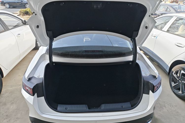 Changan EadoPHEV 2026 immagine di auto #19