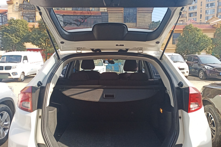 MG GS 2015 car image #19