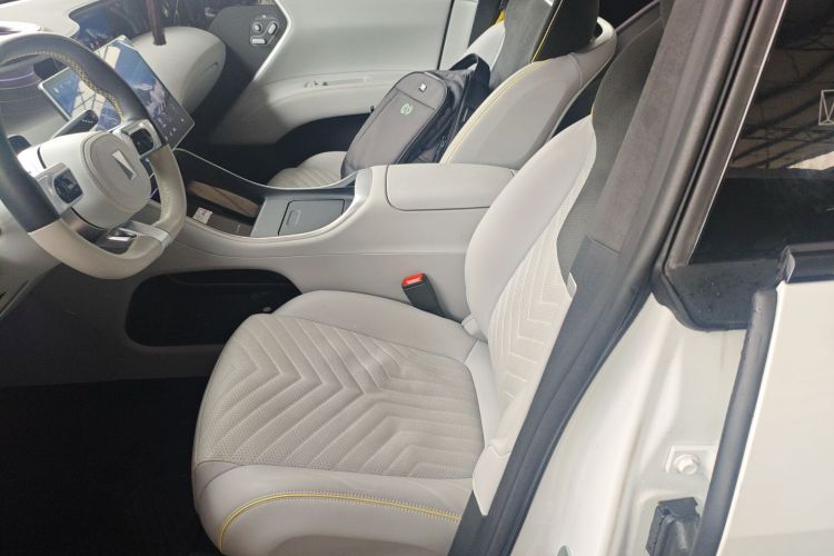 Avatr 11 2023 #19 Avatr 11 2023 car image #19