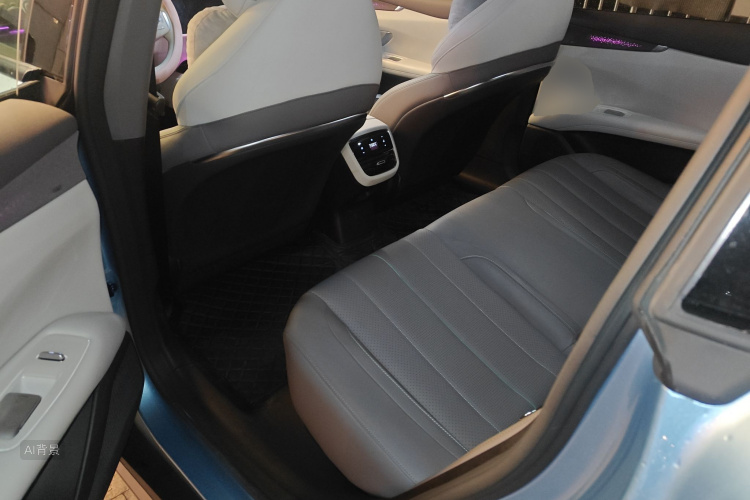 Deepal L07 2024 #19 Deepal L07 2024 immagine di auto #19