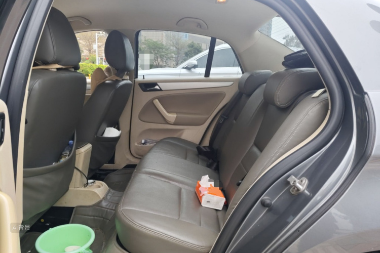 Volkswagen Bora 2012 immagine di auto #19