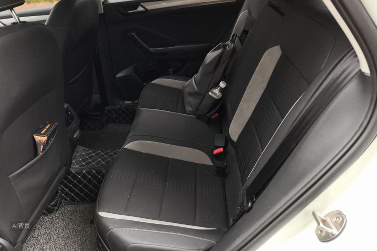 T-Roc 2018 #19 T-Roc 2018 car image #19