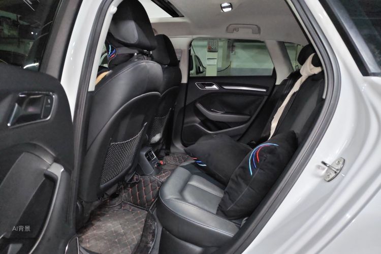 Audi A3 2018 car image #19